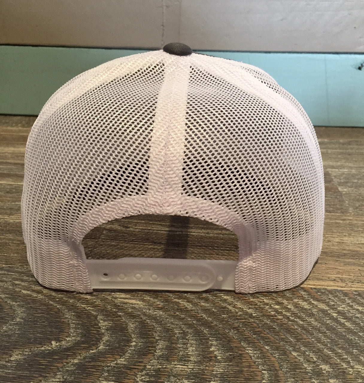 Snapback Trucker | Grey/White
